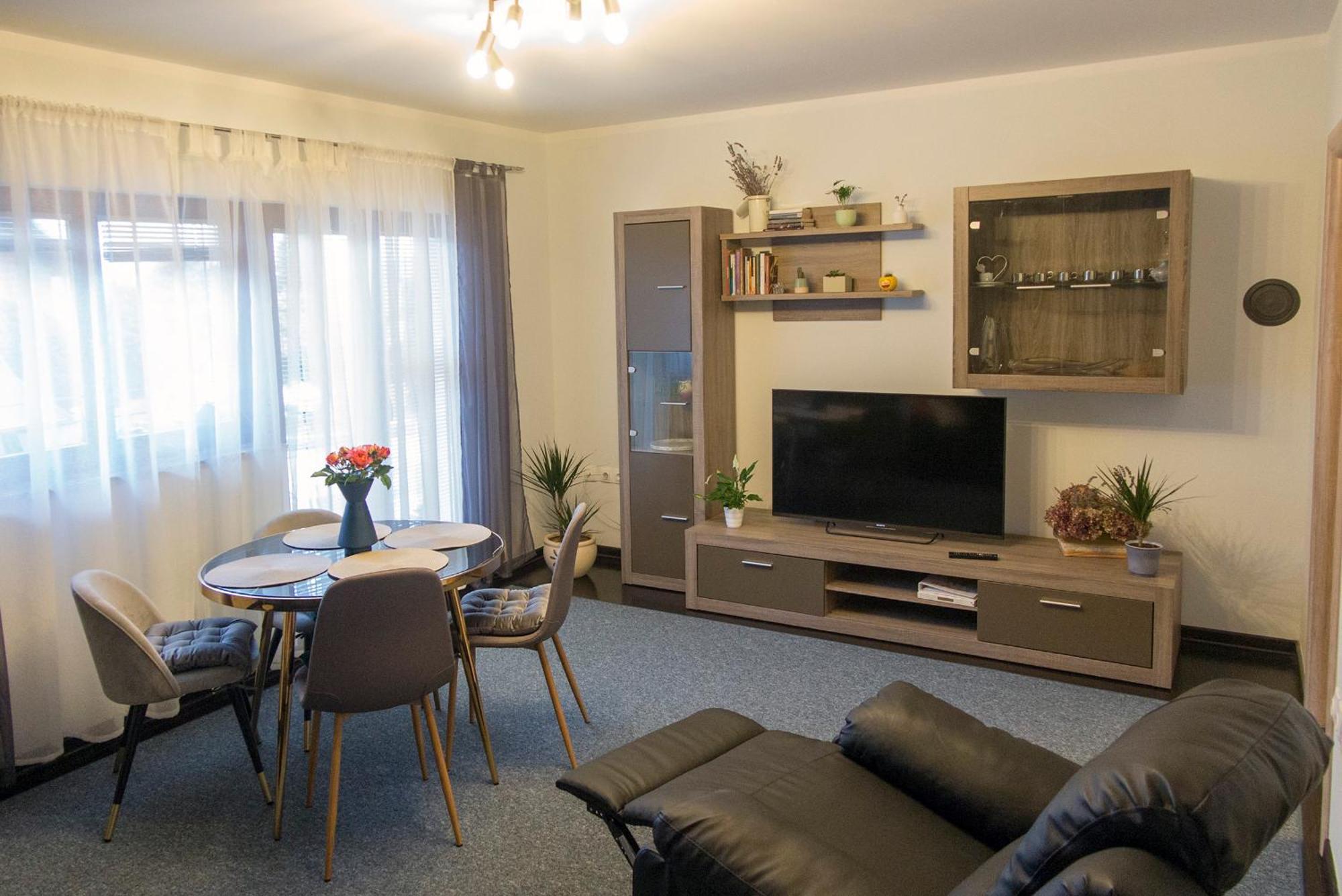 Apartment Garden Korana Karlovac Zewnętrze zdjęcie